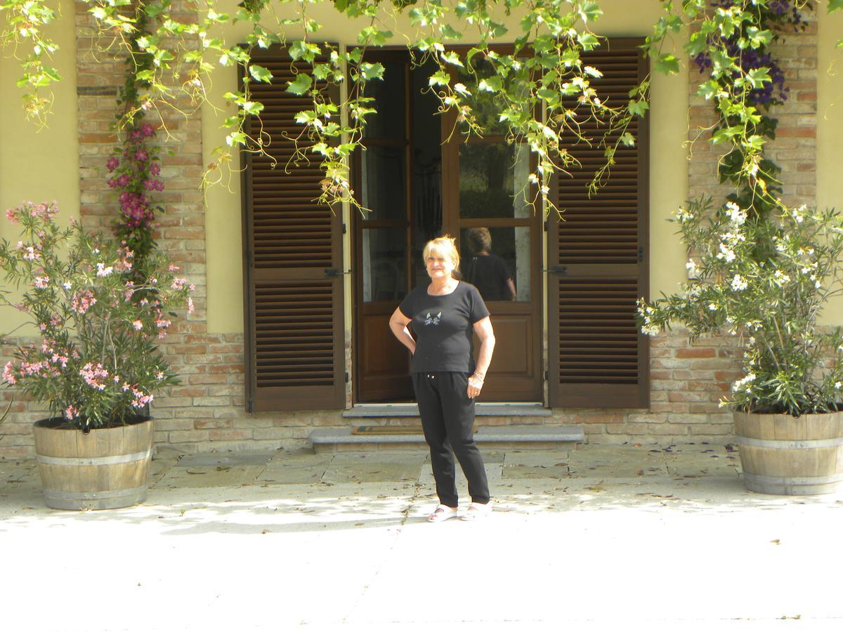 Agriturismo Tre Stelle Barbaresco Eksteriør bilde